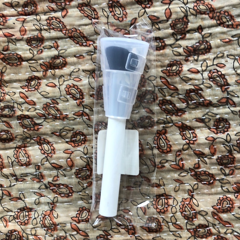 Foundation Brush- never opened